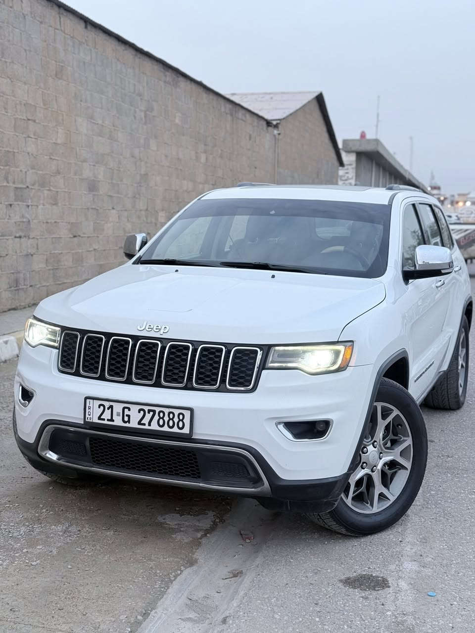 جيب لمتدد 2017 فول مواصفات كلين تايتل بي ثلالث مكانات صغيره كارت سياره ماشيه 83 مايل . مابي دينار مصرف سياره لوك ماشاء الله . مكانها كركوك 
255 ورقه 
***********
