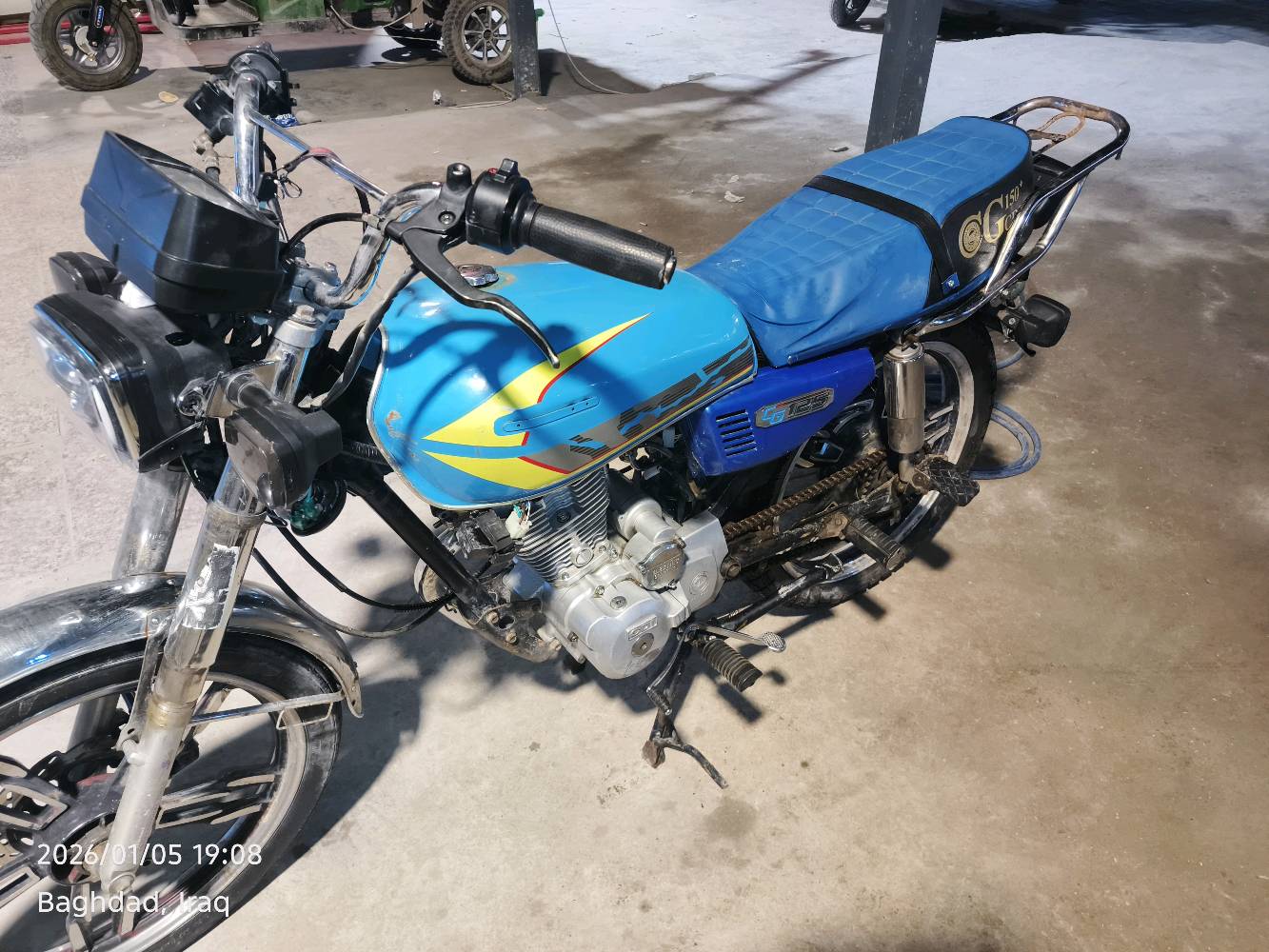 مكاني المنصور 
دراجه تايجر اوارق 5 اصوليه
دراجه برغي ممفتوح بيها الموضح بل تصوير دراجه و مستعجل ابيعها 
دراجه الله يشهد نضيفه نقصها عداد سرعه فقط و ستاند خلفي هم معوج 
مكاني بغداد منصور
***********
***********
واتساب و رصيد 