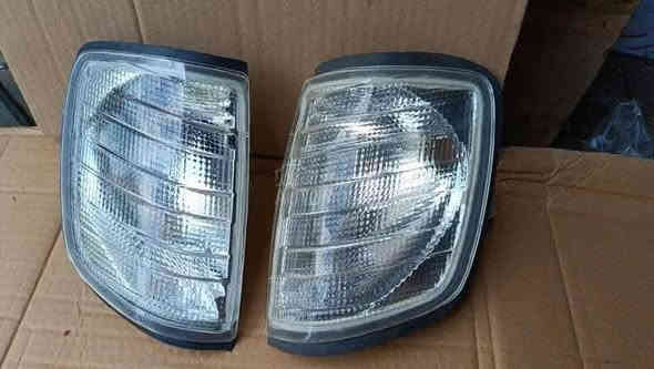 متوفر ادوات مرسيدس جامبو.     دب.    ام عيون.     ابو جحيل.   العنوان مدينة الصدر  قطاع 10 الهاتف ***********
