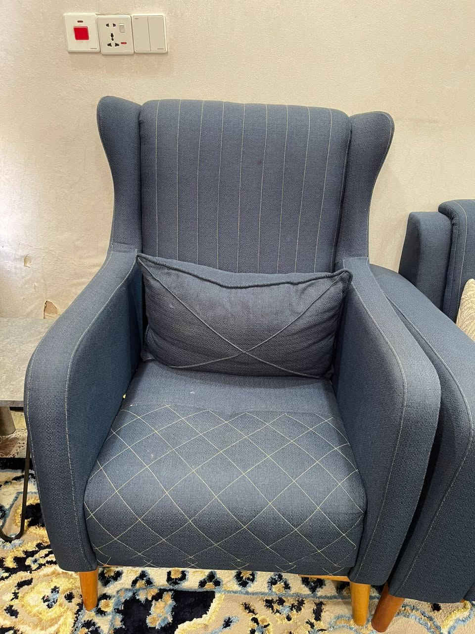 تخم ٧ مقاعد بسعر ٣٥٠ كفاءات العبيدي ***********
