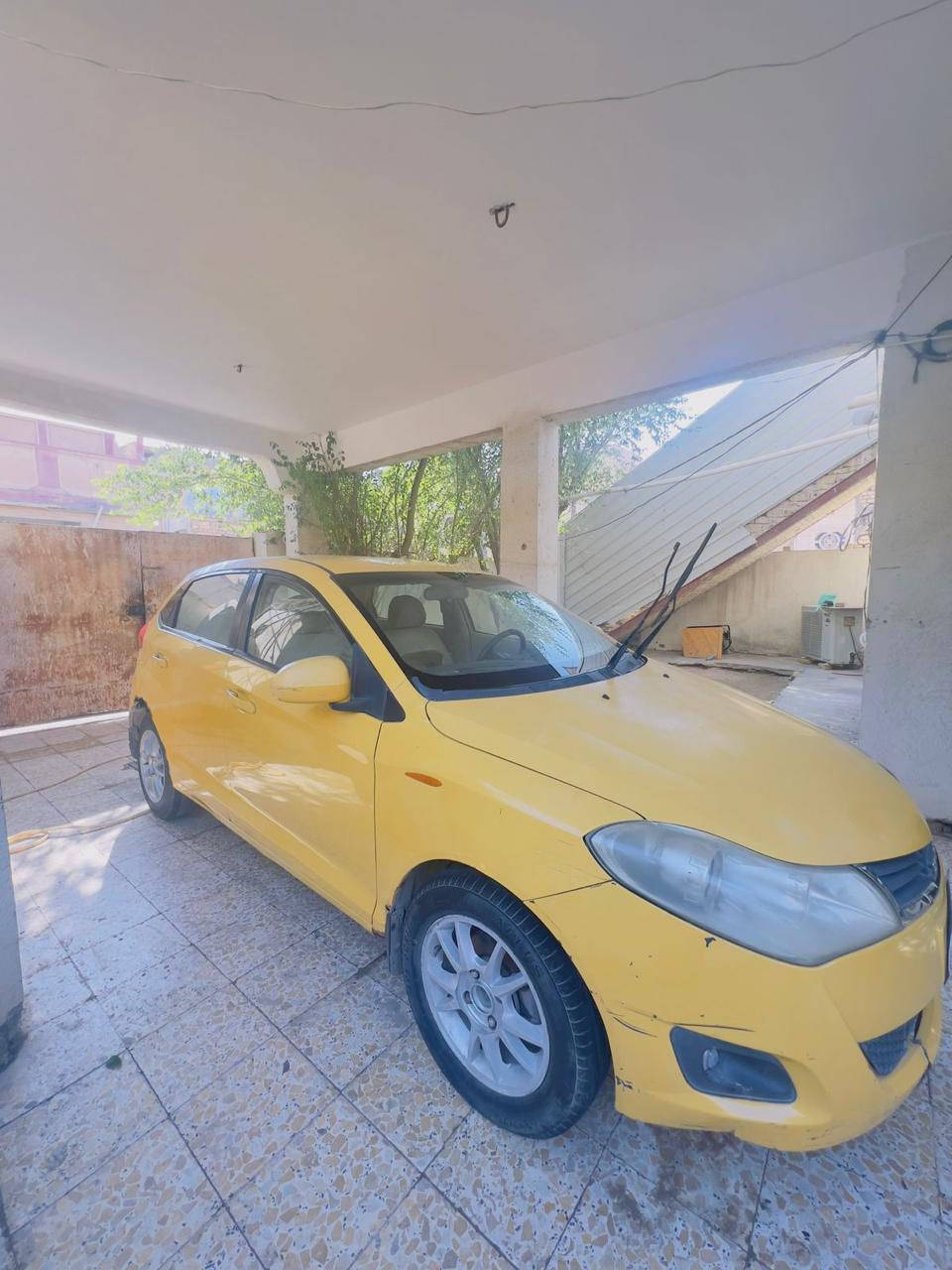 سلام عليكم شيري فلاوين مديل 2013 سياره مكينه وكير كفاله سياره غرفته جديده حداديه نص عمر زوج تايريت جدد رقم ذي قار سنويه ساقطه صارله من 2018سنوات   سياره تعهد بس مداور معليه بكلشي سعر 20وبيه مجال شراي ***********
