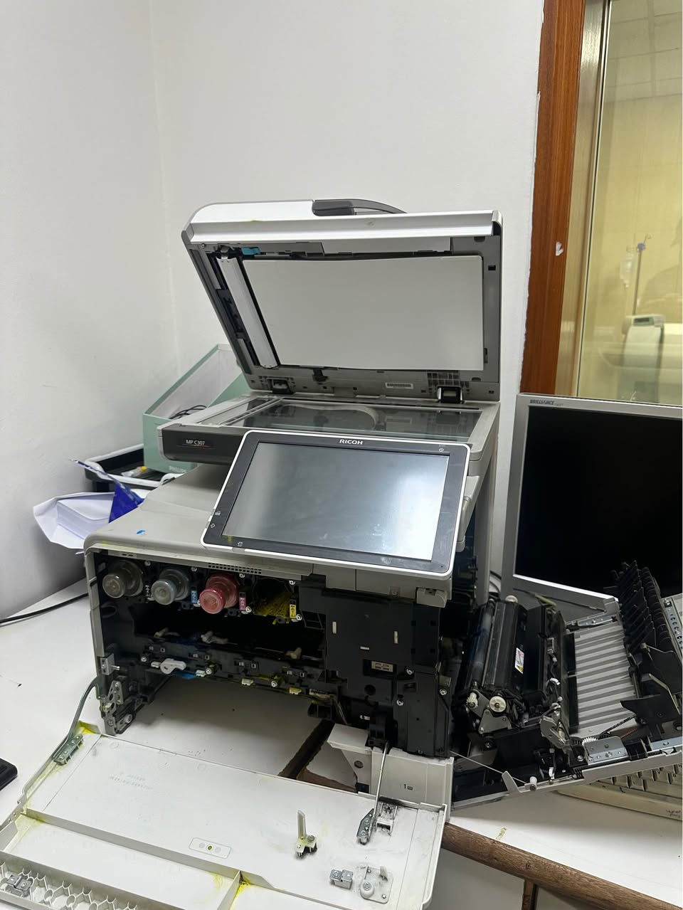 📞*********** أربيل, العراق
