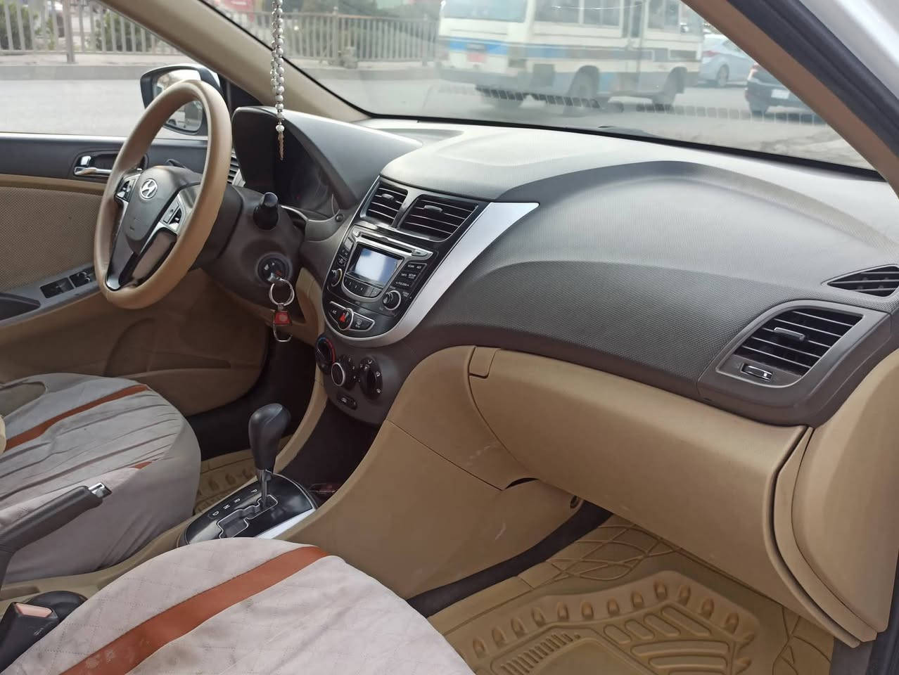 السلام عليكم
اكسنت مديل 12
16 فول ما عدا البصمه 
بدون صبغ بدون طخ شرط 
مكينه ما مفتوحه 
شرط التحويل 
سعرها 110 
صاحبها بالموصل 
تواصل ***********
