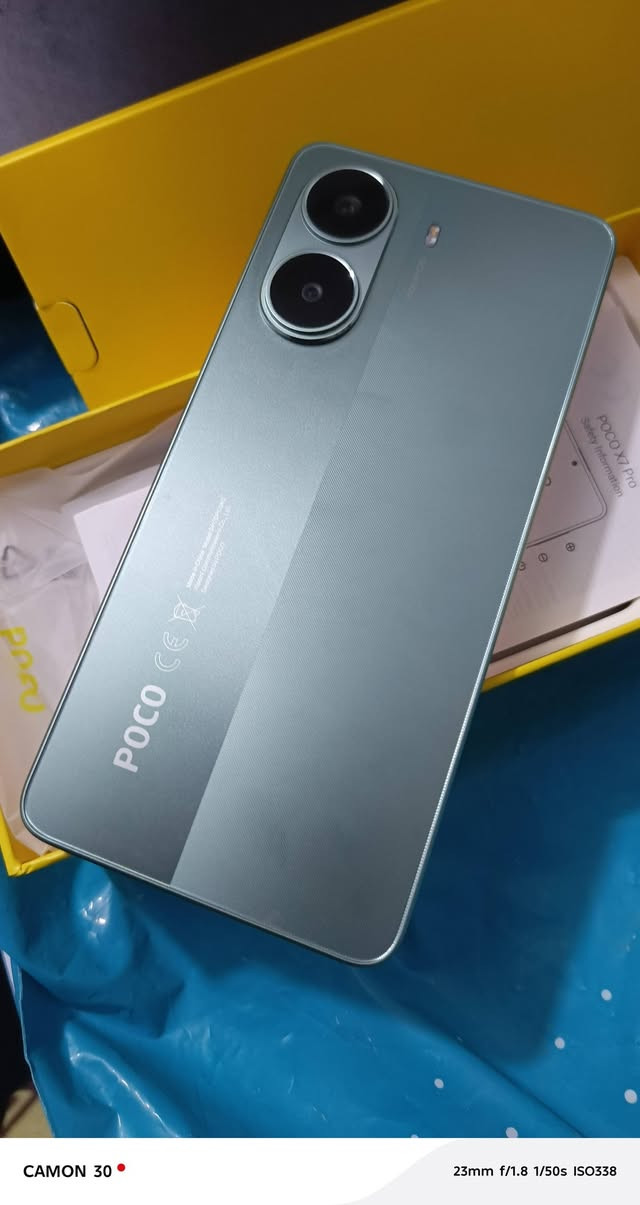بوكو x7 pro
مستعمل اخو الجديد 
بطارية99 
ذاكرة 256 
نظافة فول شخطة ما بيه 
المكان : كربلاء المقدسة؛ حي الحر 
للتواصل: *********** واتساب فقط....
