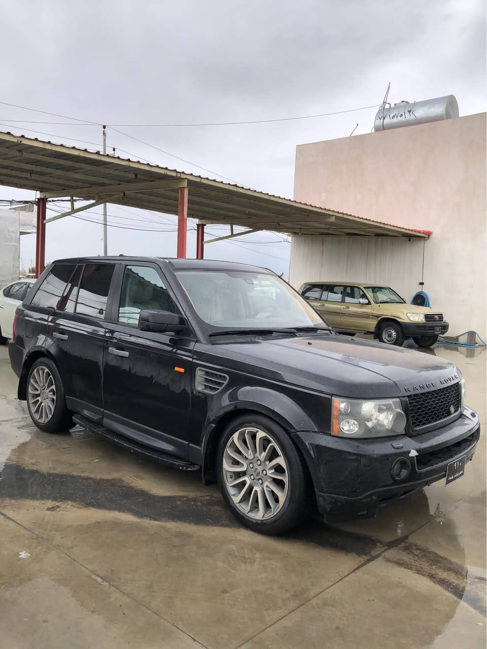 ڕەینج ڕۆڤەر سپۆرت، مۆدێلی نێوان [٢٠٠٩]، سەیارەیەکی خاوێن تایبەتمەندییەکان ].
• ڕەنگ: ڕەش .
• کوشنی جەلدەتەحەکم سوکان، .
• گێر و مەکینە: بە شەرت، بێ کێشە و بێ مەسروف.
• تەقە و ڕەقە: نییە، سەیارەیەکی توندوتۆڵە.
• ویل و تایەی لۆک .سعر ٦٨ مەجال*********** شربازهير, السليمانية
