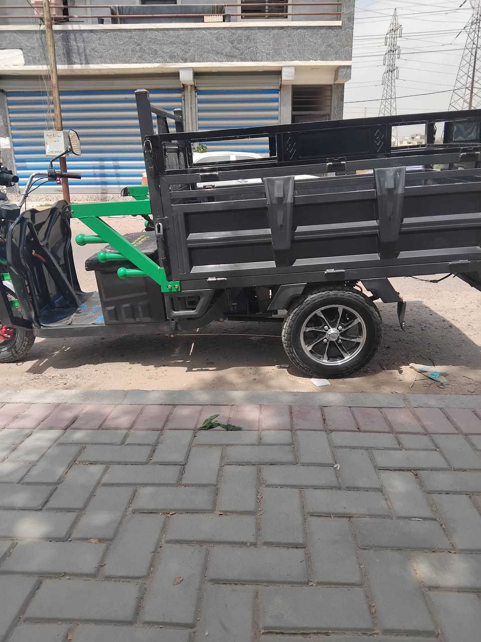ستوته شحن للبيع سعر مليون و200 الف فول مواصفات
اتصال ***********
