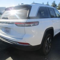 جيب كراند شيروكي 4XE 2024وارد امريكي  ‏ لون ابيض  Jeep Grand Cherokee ...