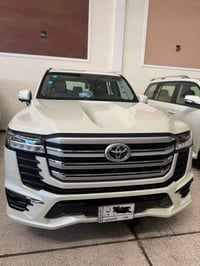 لاندكروزر ٢٠٢٤ • فئة Limited • ممشى ٣٧ ألف