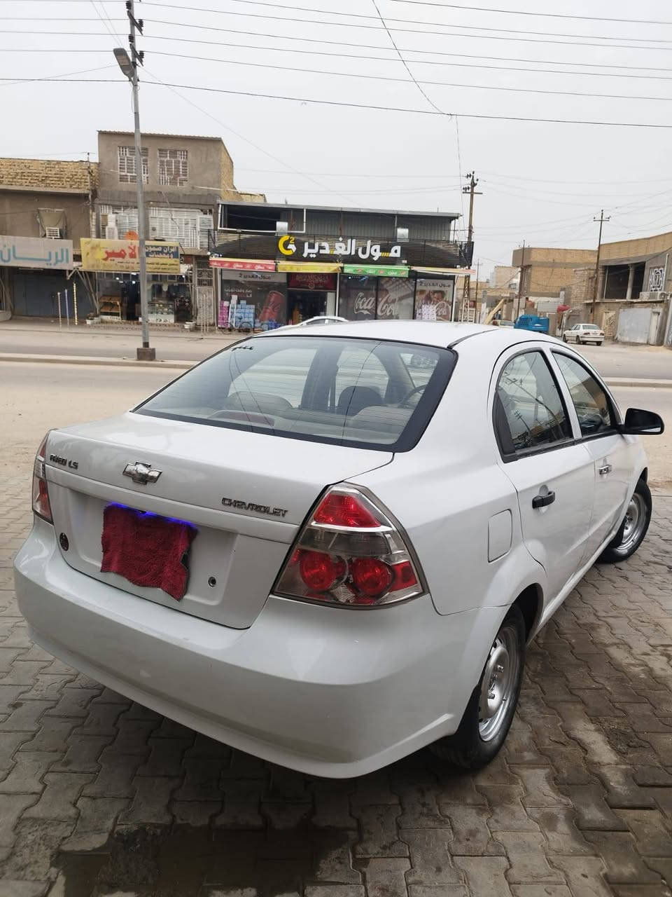 سلام عليكم افيو للبيع 2011 سعره 56 وبيه مجال
كير مكينه خير من الله 
تبريد ثلج 
صبغ عام 
مكاني نجف
***********
