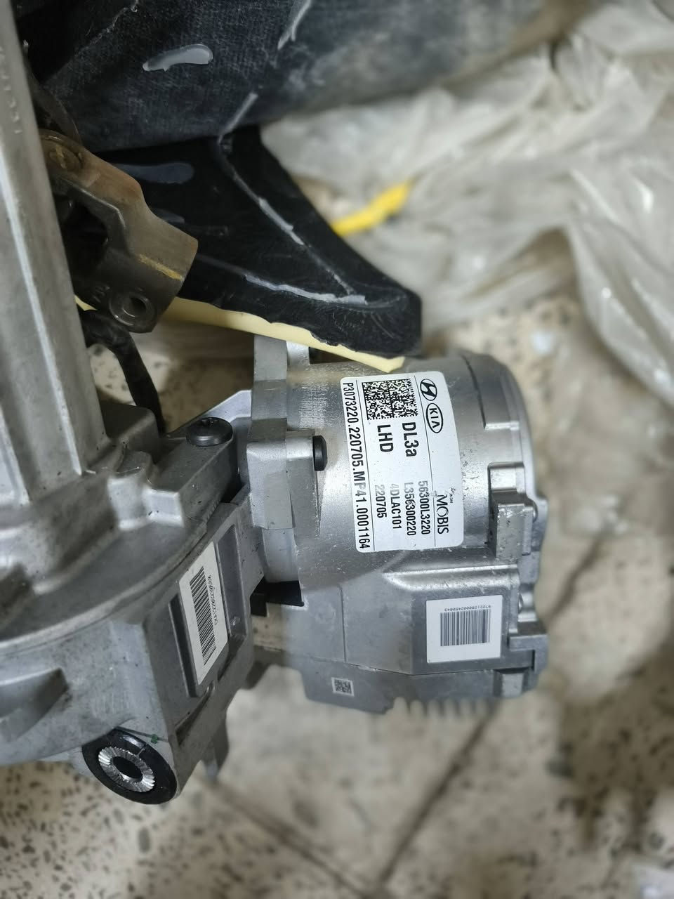 السلام عليكم يتوفر جميع غراض الدشبول للسيارات الكوريه لكل واردامريكي ماطور استيرا جوز سويج ريمونت أصلي بي سي إم رادار خلفي وأماكن من مديل ١٩ لحد ٢٥ شنو تريد موجود تفصيخ ***********
