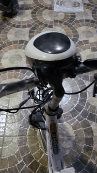 يالله دراجه شحن اللبيع فقط
دراجه نضيفه مابيه اي عطل
كلشي شغال بيه مابيه اي نقص بس البريك الخلفي عاطل
بطارياته جديده قبل شهرين بدلتهن مابيهن شي 

سعره 150 وبيه مجال مكاني بغداد ابو غريب 
***********
