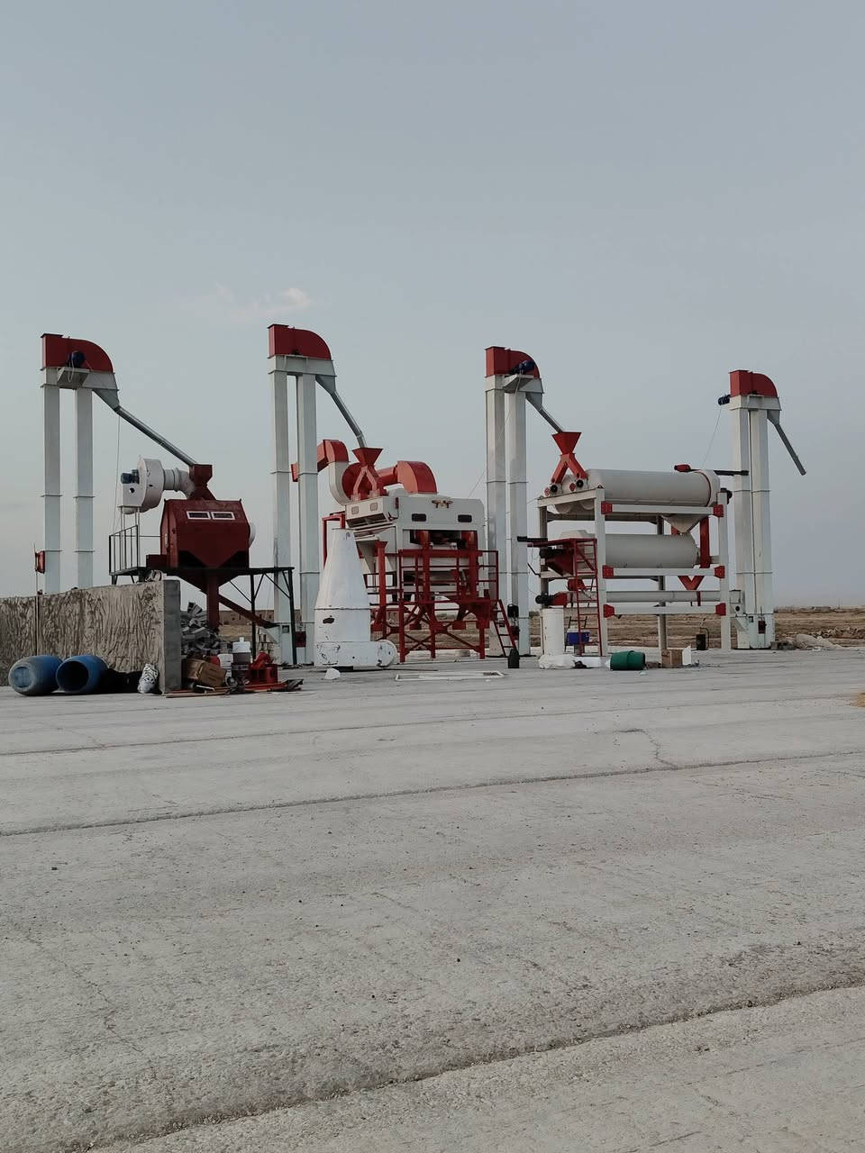 البيع مساعد غربيل 
شغل درجه اولى فوول
شغله ومجرب الي شاده
***********
