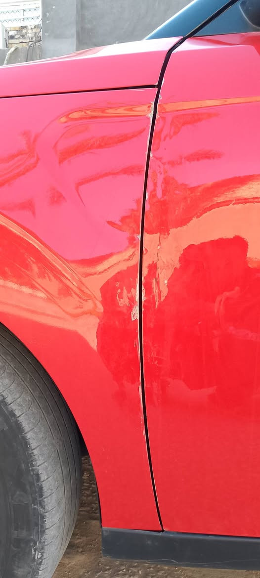 السلام عليكم كيه صول للبيع السيارة موديل 24 تترقم كتاب شهداء السيارة بدون صبغ فقط بارد بل باب الاتصال بل رقم ***********
