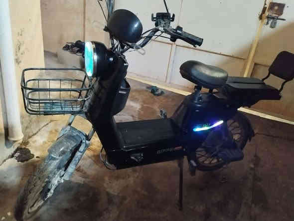 السلام عليكم
بايسكل شحن
5 بطاريات
نصافه فول
بصمه تشغيل عن بعد
ويبقى على الفحص
نقد واقساط يرهم
اقساط بل شهر 50 الف بس
***********
