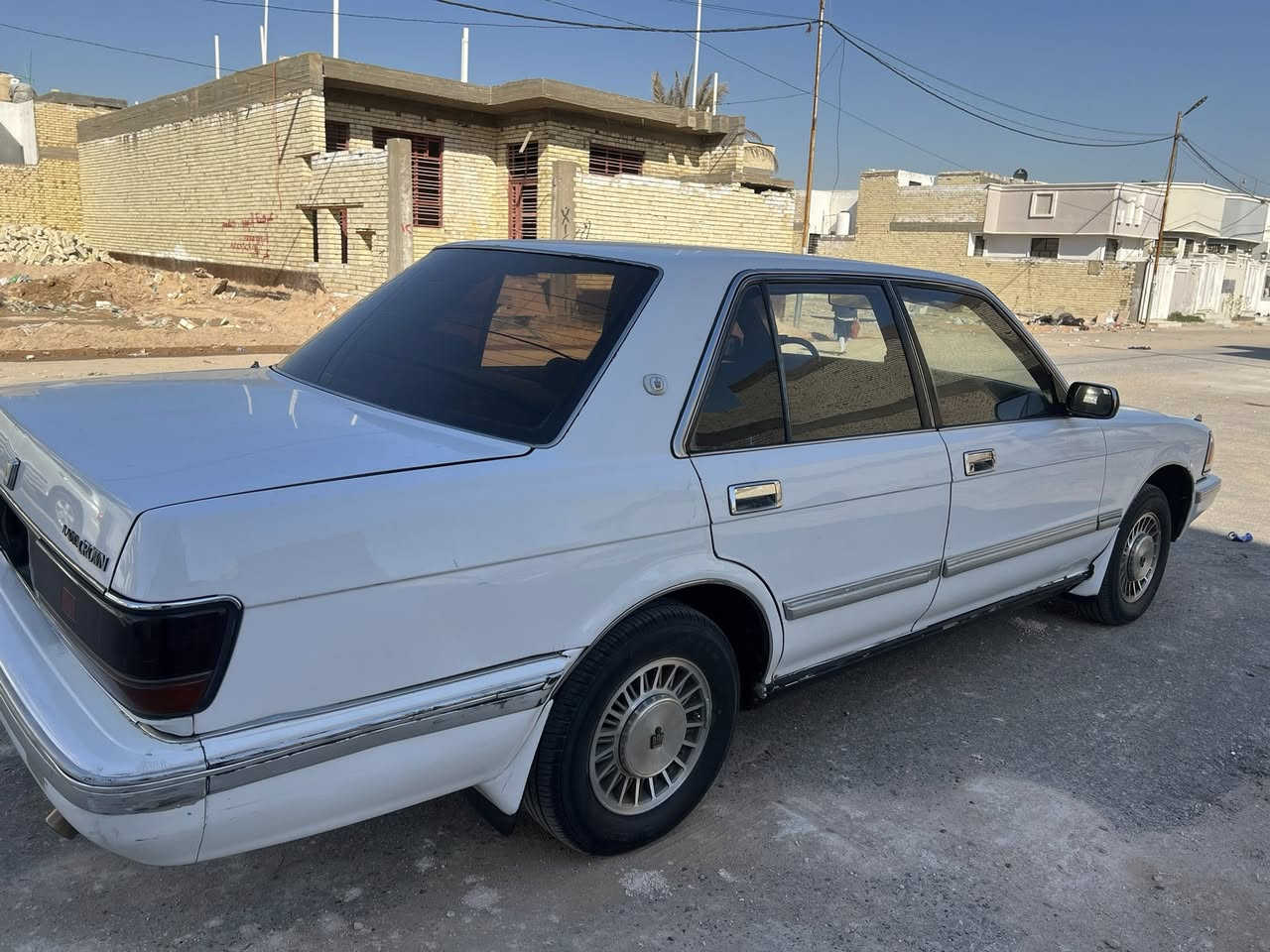 سلام عليكم  من رخصة الادمن 

للبيع فقط سيدان موديل 89 مكينه وكير بطه 2500 حداديه تبريد تخم تاير كهربائيات كلهه شرط كفاله ضربه وكص بيهه صبغات سياره جاهزه سنويه ل 2030 رقم بابل مميز 3 ارقام  
مكانه نجف وراعيه نجف مشروع وطني شرط 
 
           ***********

سعره 68 وبيه مجال
