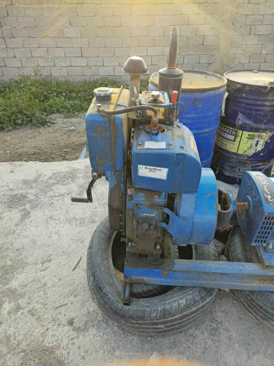 السلام عليكم مولد هندي ١٠ حصان ١٠ كيفي مستعمل صيف واحد بعدة جديد كامل اي نقص ما بي مكاني كوت حي الحكيم السعر ٦٠٠ وبي مجال 
***********
