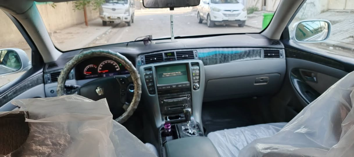 السلام عليكم
شاهينه أدوات كص جنطه لون بحري متومه وكامله مكانه النجف السعر ٣٨ وبيه مجال ***********
