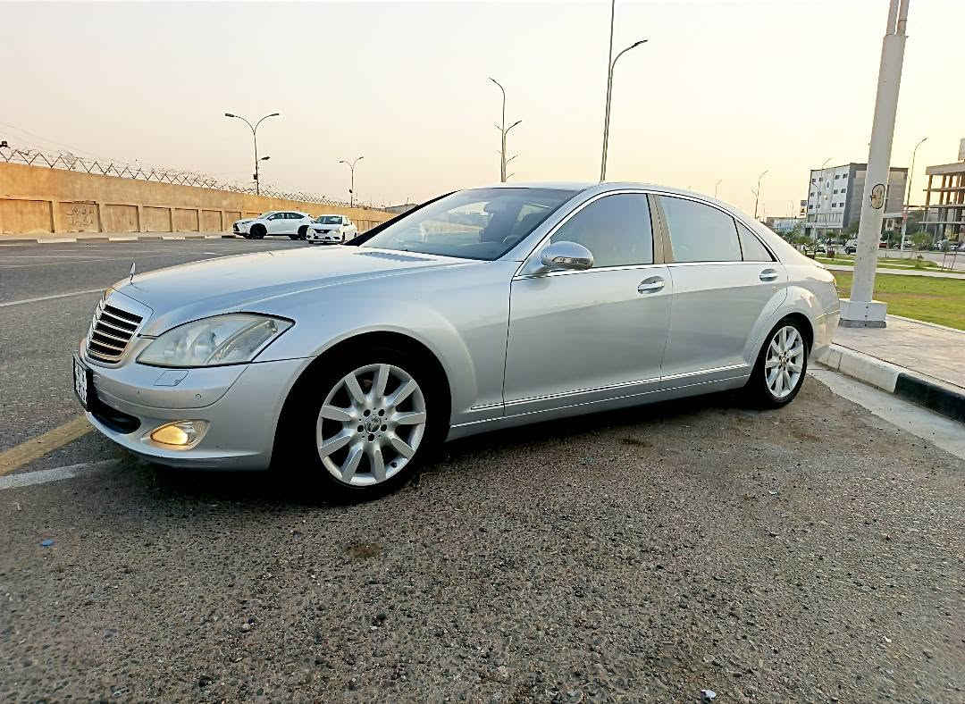 ‏السلام عليكم
‏ ادوووات ادووووات مارسيدس S550 موديل 2008 دخوووول جدييد سياره طك كارتون كفاله (گص وسرقة وانتربول)  دخووول جدييييد حاوية السياره 
‏مكينة كير بلفلين بدي بالكارتون احلى من الصور غرفه مال شركة  فوووول مواصفات بيبان شفط بردات كهربائي كشن جلد تدفئه وتبريد مساج تبريد ثلاثة قطع  نظام القياده ثلاثة وضعيات اقتصادي ورياضي وعادي سياره فووول للاخير هواي بيهة مواصفات مكاني بالبصرة الشراي يتصل ويدلل ***********
