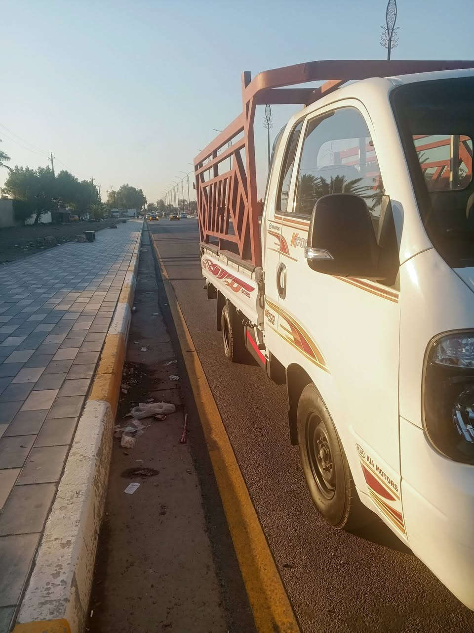 سلام عليكم 2020 شكل القديم مكفوله كفاله عامه عد بيهه رصعات بسيطه كير محرك اكسن شاصي  تبريد كفاله مكان بغداد العبيدي السعر 128 رقمي ***********
