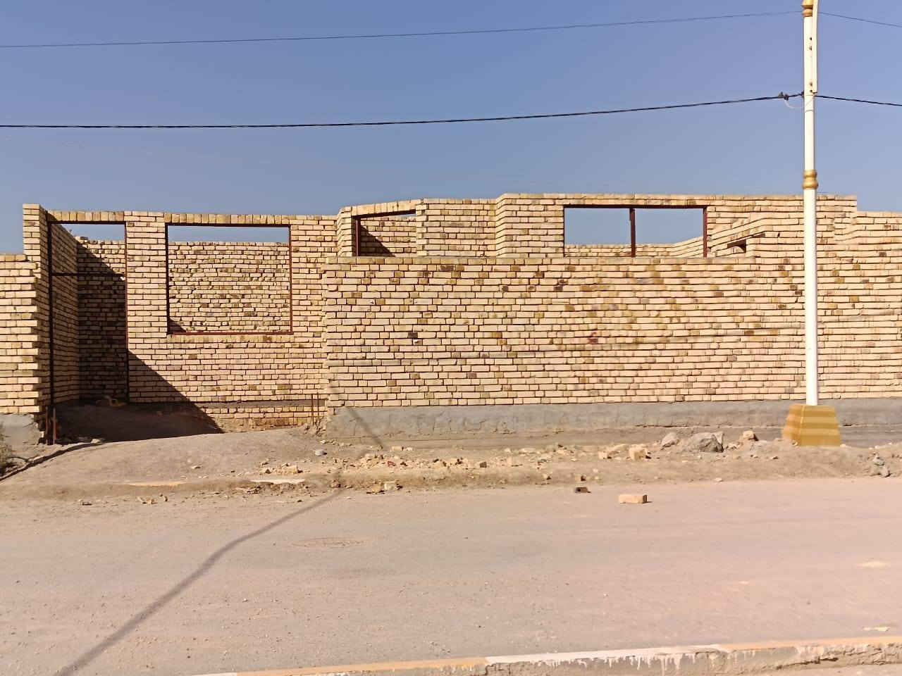 🏗️ فرصة استثمارية مميزة للبيع في ناحية العكيكة
هيكل جاهز للبيع في ناحية العكيكة بموقع ممتاز على شارع عام تجاري بعرض 15 متر، يوفر لك فرصة مثالية للسكن أو الاستثمار.
📐 مساحة العقار: 250 متر مربع
🔹 موقع حيوي وتجاري
🔹 كافة الخدمات متوفرة (تبليط – ماء – كهرباء – مجاري)
🔹 جاهز للصب المباشر
🔹 سياج كامل مع صحيات خارجية وداخلية
🔹 إمكانية الحصول على سلفة إسكان بنسبة 70% للقسط الأول
عقار يوفر عليك مراحل كبيرة من البناء ويمنحك بداية قوية لإكمال مشروعك بثقة وسرعة.
📞 للاستفسار والحجز:
أزهر أبو علي
***********
لا تضيع الفرصة… موقع مميز وسعر مناسب بانتظار الجادين ✨ مراوس قطعة او بيت  هم يصير 😉😌
