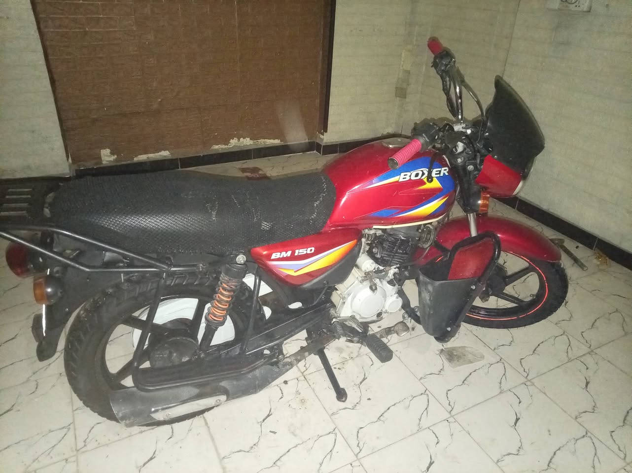 بوكسر رقم سنويه بغداد ٢٠٢٠ داخله بالواحد وعشرين تحويل ثاني يوم دراجه نضيفه كولش مكينه خرسه لاصرف ولا بخار ناعمه كلش شلعه معدل خير من كهربائيات فول شغال اشاير دبل اشاره عالي ناصي سلف هندر تايرات زوج جدد شرط تطلع بيه تراي٥٠ كيلو سعر مليون ٤٥٠ عنوان بغداد الشعب *********** خاص ماموجود
