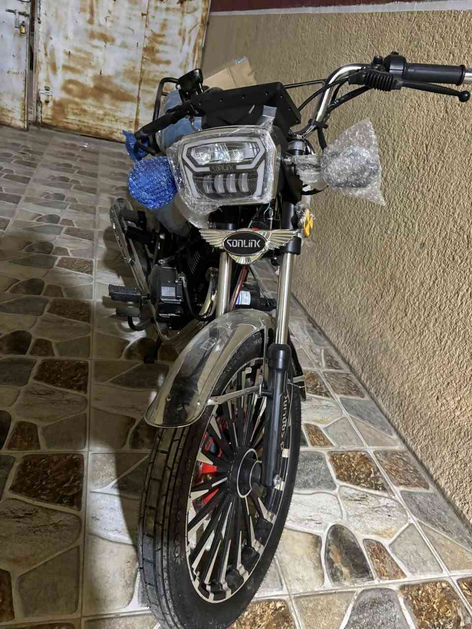 سلام عليكم لبيع دراجه زيرو  مكاني ديالى قرب مطعم سامان السياحي سعرهي 925 بيهي مجال ***********
