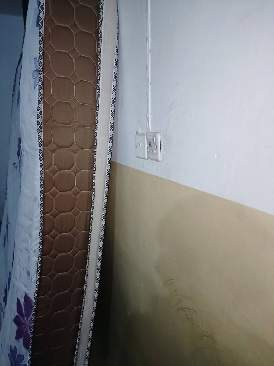 السلام عليكم دوشك للبيع بعده جديد استخدام قليل العرض 180*الطول 2متر السعر 100مكان تكريت لل تواصل
***********
