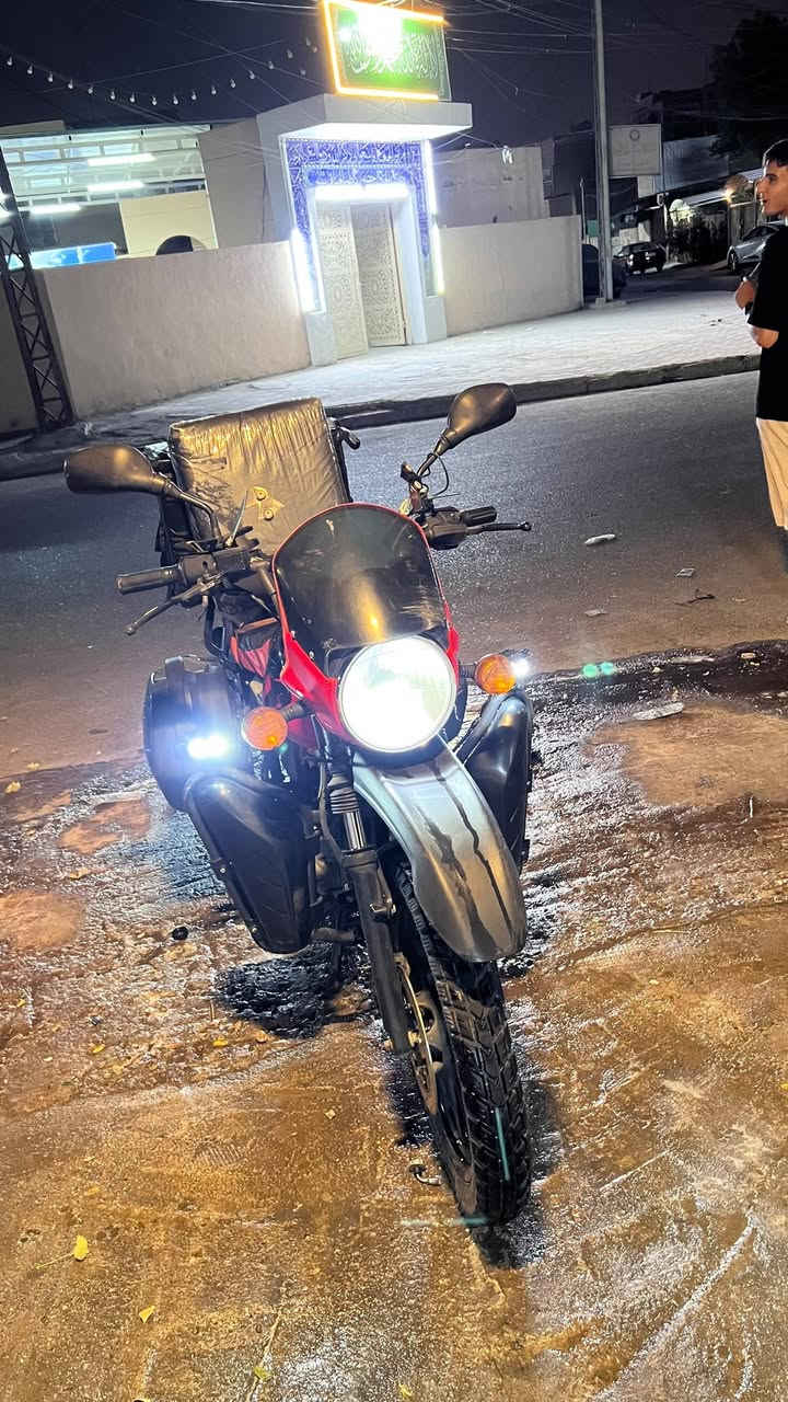 سلام عليكم بوكسر مرقم موديل 23للبيع عنوانه البياع شراي اتصل ***********
