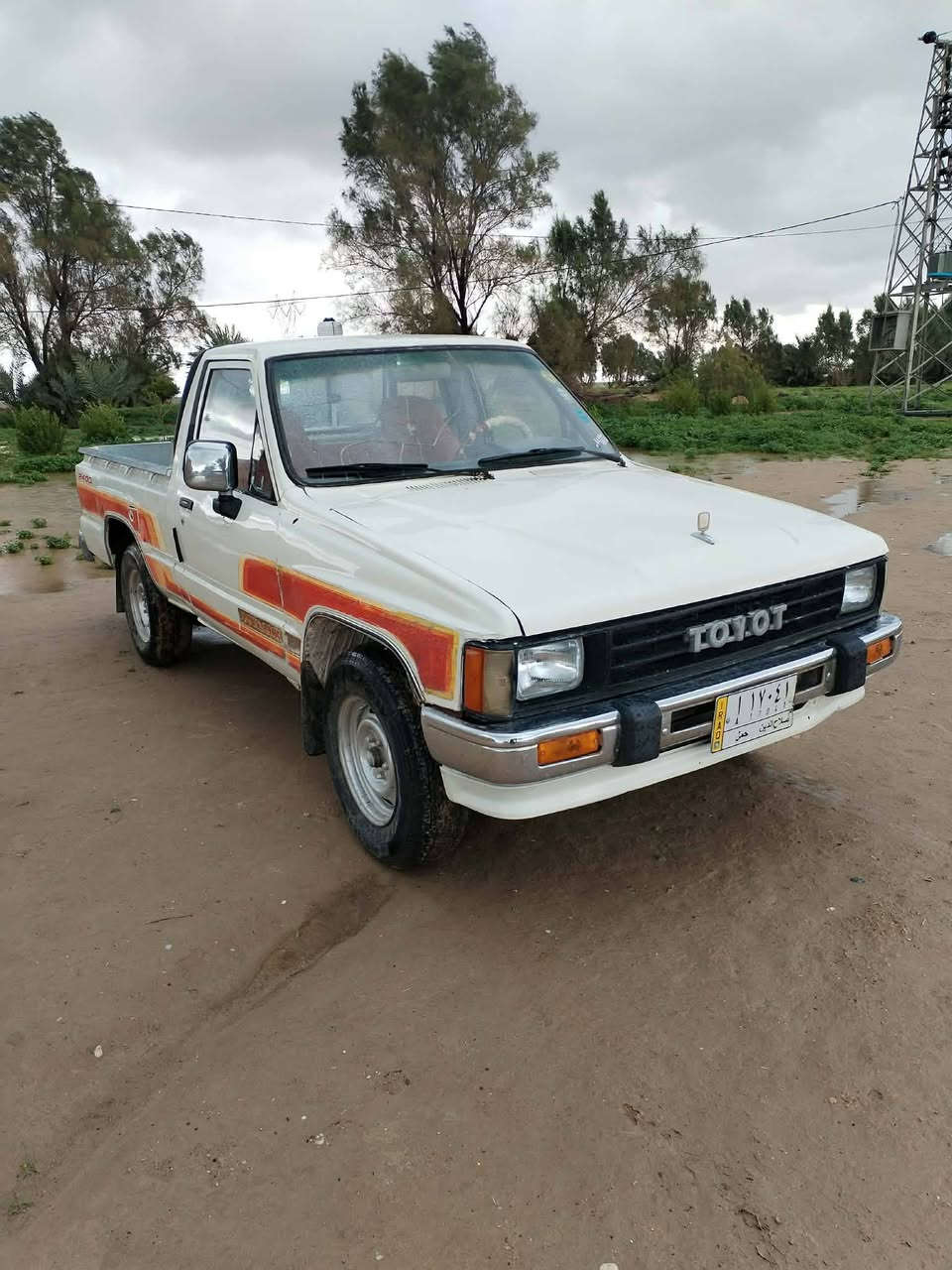 سلام عليكم للبيع بيكم ١٩٨٨ رقم صلاح الدين شرط التحويل و الغرامات سيارة مكفولة كتابه عامه مكان ديالى العظيم ***********///***********
