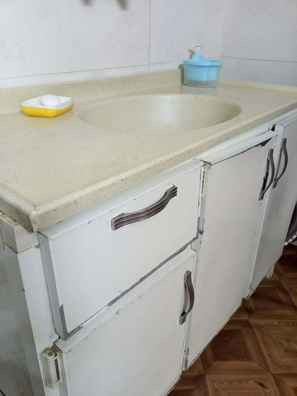 ٣ قطع سنك متر و٢٠ وكاونتر وملحق متر و٨٠سعر 190وبي مجال


**إذا كنت صاحب هذا الإعلان وتريد حذفه لأي سبب، رجاءا أرسل رسالة إلى الدعم الفني**