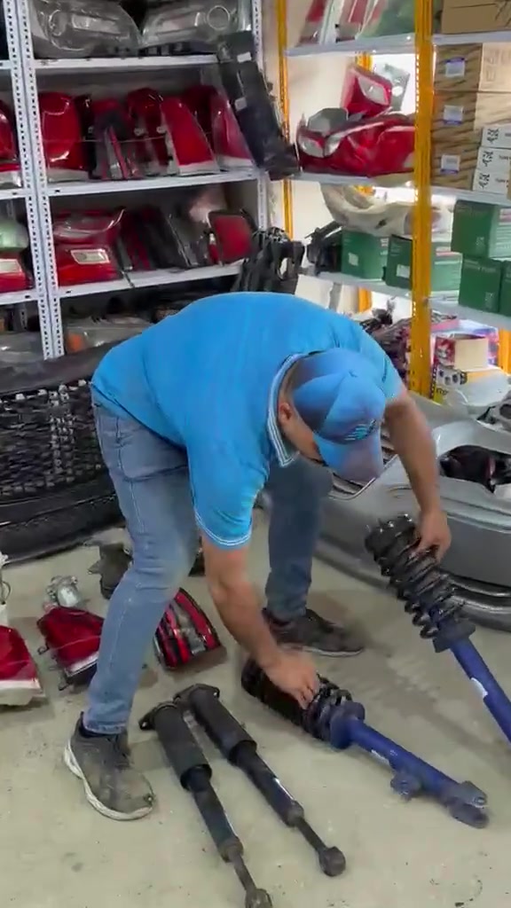 يعلن مجمع العيساوي للأدوات احتياطيه عن توفر أدوات الاحتياطيه للسيارات الوارد الامريكي جملة ومفرد
يعلن مجمع العيساوي للأدوات احتياطيه عن توفر أدوات الاحتياطيه للسيارات الوارد الامريكي جملة ومفرد
العنوان كربلاء حي صناعي مجمع العيساوي
*********** ابوصكر
