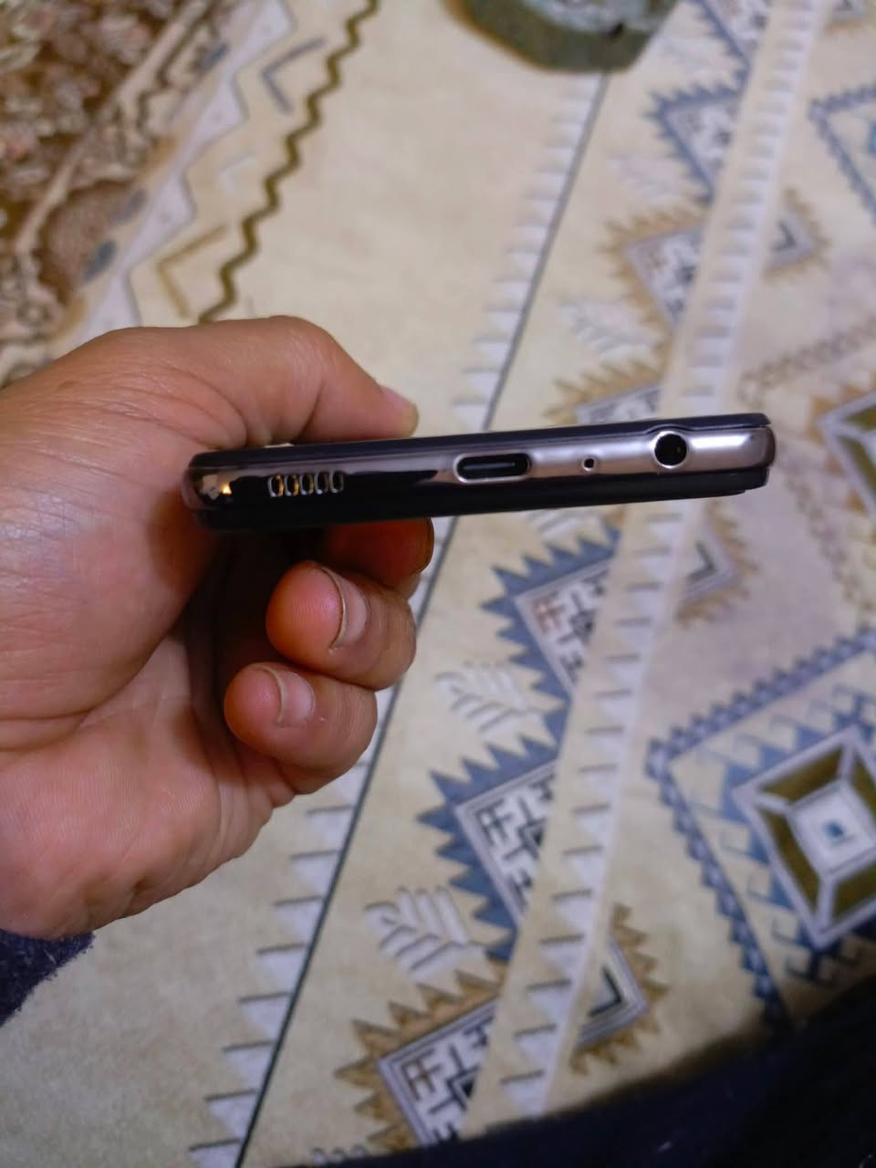 كلكسي a52 ذاكره 256 سعر 175 او مراوس احدث
***********
