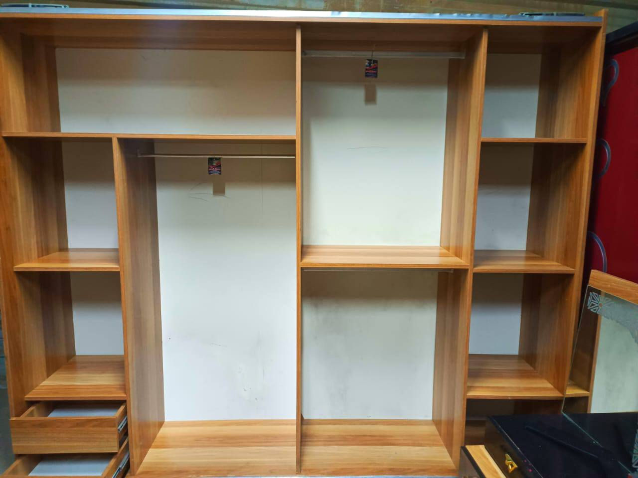 غرفه تركي لبيع ٥٥٠ أبو دشير ***********
