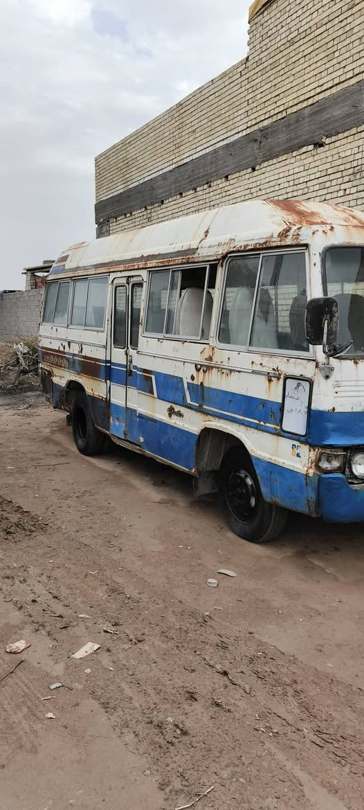 سلام عليكم كوستر 82للبيع مكينه بلادي خير من الله اكسن خير من الله تايرات جديده جواهه سعر ب مليونين و300 وبيه مجال بسيط //***********
