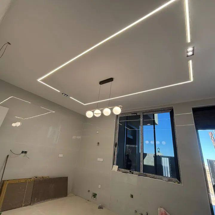 أهلنا في محافظة #واسط الحبيبة
بناء وترميم بنظام النقد والأقساط في محافظة واسط
عمل درجة أولى (#تسليم_مفتاح) بمواد مفحوصة مختبرياً وصيانة لمدة سنة
يتوفر لدينا بناء نظام نقد وأقساط حسب المواصفات المطلوبة من صاحب المنزل عمل درجة أولى

🔹 #نظام_النقد:
الدفع يكون على شكل دفعات، وتُستلم كل دفعة بعد إنجاز الفقرات المتفق عليها بالعقد.

🔹 #نظام_الأقساط:
نصف المبلغ مقدماً، والباقي أقساط شهرية حسب دخل صاحب المنزل، وتُدفع المقدمة على شكل دفعات حسب مراحل العمل.

✅ جميع المواد المستخدمة مفحوصة مختبرياً
✅ السعر يُحدد حسب المواصفات المطلوبة
✅ عقد رسمي يوضح جميع التفاصيل والمواصفات
✅ تحديد مدة الإنجاز حسب الاتفاق
✅ صيانة مجانية لمدة سنة بعد التسليم

📌 #أعمالنا_تشمل:
(بناء من الأساس إلى تسليم مفتاح + ترميم + أصباغ + أعمال سطوح + صب أرضيات وغيرها…)

📞 الاتصال... 
***********   
 ***********    واتساب
