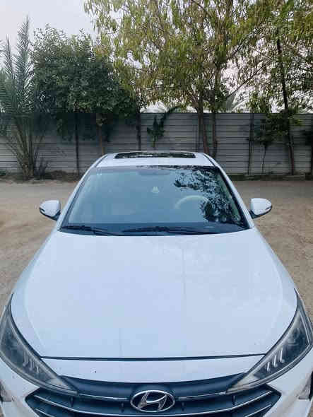 السلام عليكم 
النترا 2020 خليجي 
فول مواصفات 
محرك 2.0 دوش 
 تبريد قطعتين
رقم بغداد الجديد 
مكان السيارة بغداد ابي غريب

للإستفسار. *********** 

السعر 165$
