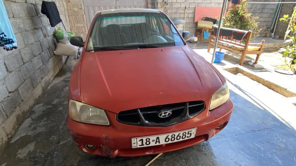 هونداي اكسنت موديل 2000 سياره مثل ماموضح بل صور خياسات هلالات وبيه تبخير فقط كير عادي    تخم تاير جديد درايم شفت جديد جهتين  دينمو جديد مكاني كربلاء  سعر 35 وبيه مجال ***********
