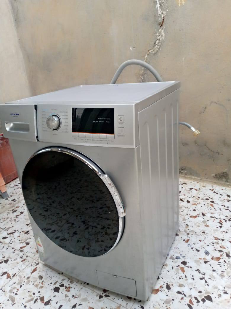 غسالة اوتوماتيك 8 كيلو للبيع لاستفسار الاتصال على الرقم 
***********
