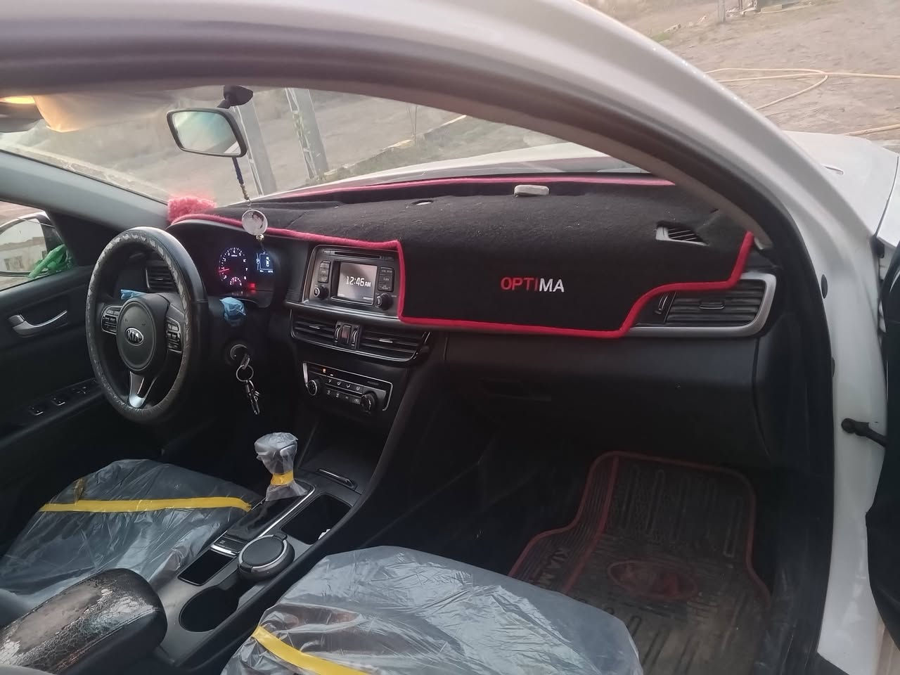السلام عليكم ورحمه الله.سياره اوبتما  وارد امريكي 2016 لبيع السياره بيه قطعه واحده الجاملغ الخلفي فقط وحتى سونار موجود بيه كير ومحرك وحداديه جاهزه قبل شهر مسويه كهربائيات كله شغاله تبريد شغال ما نقصه اي شي السعر 140 وبيه مجال العنوان النجف الأشرف ناحية الحريه ***********
