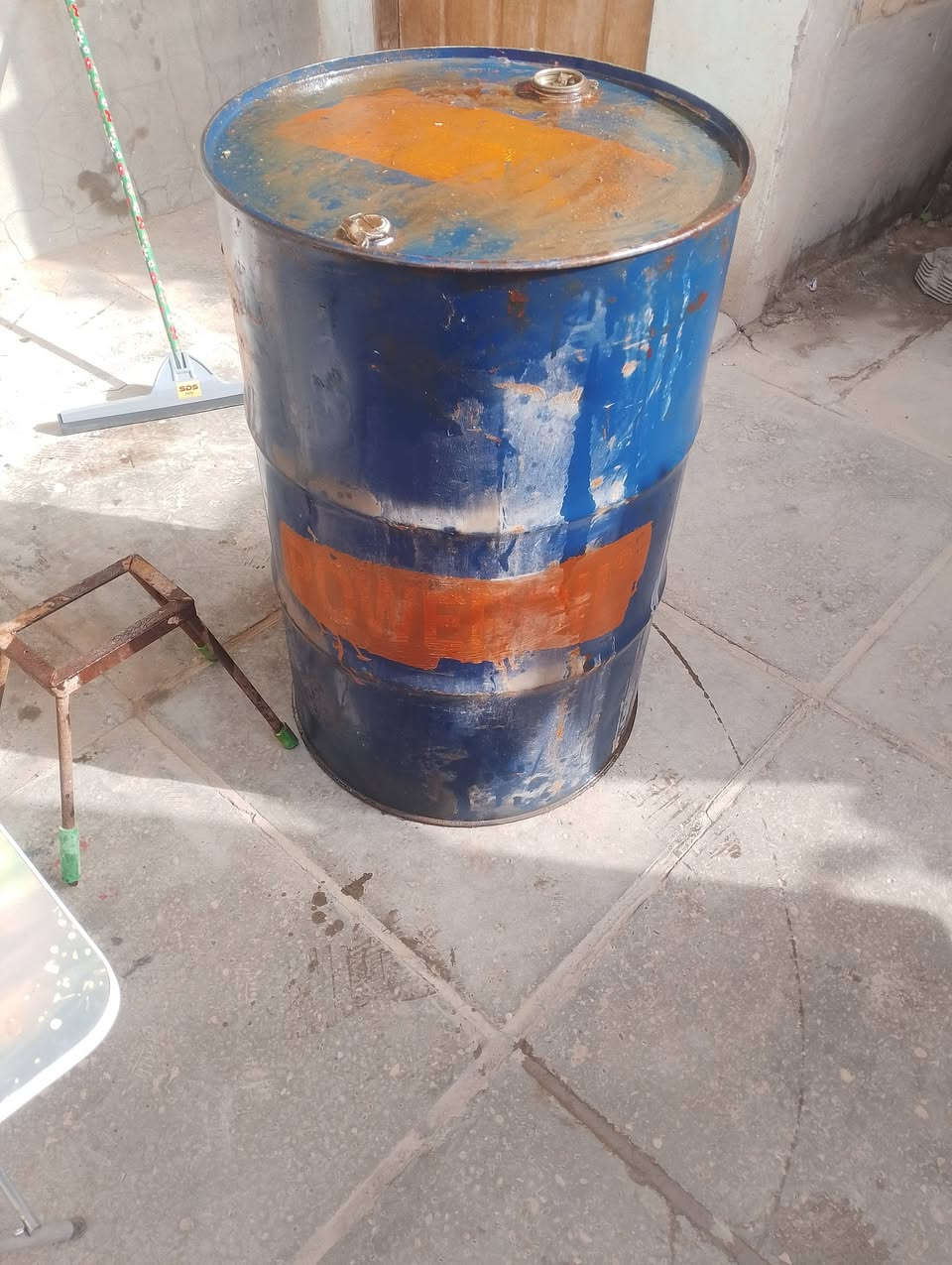 السلام عليكم
مدكه مال كريز للبيع جديده شوفت عينك مستخدمه قليل
سعر 35قفل وبيهة كريز همين  وعندي دهن دوره مال برميل للبيع
لتر ابيعه بسعر لجمله ب الف لتر لواحد وعندي براميل ثنين سعر لواحد 15الف 
 وعندي فلاتر مال سايبه طيبه سمند بيجو سعر لفلتر ابيعه ب 750دينار  كل قطعه وجاي ابيعهة بسعر جملتهة لحد يكلي يطحلي غراض مال تعزيلت محل رقمي ***********
