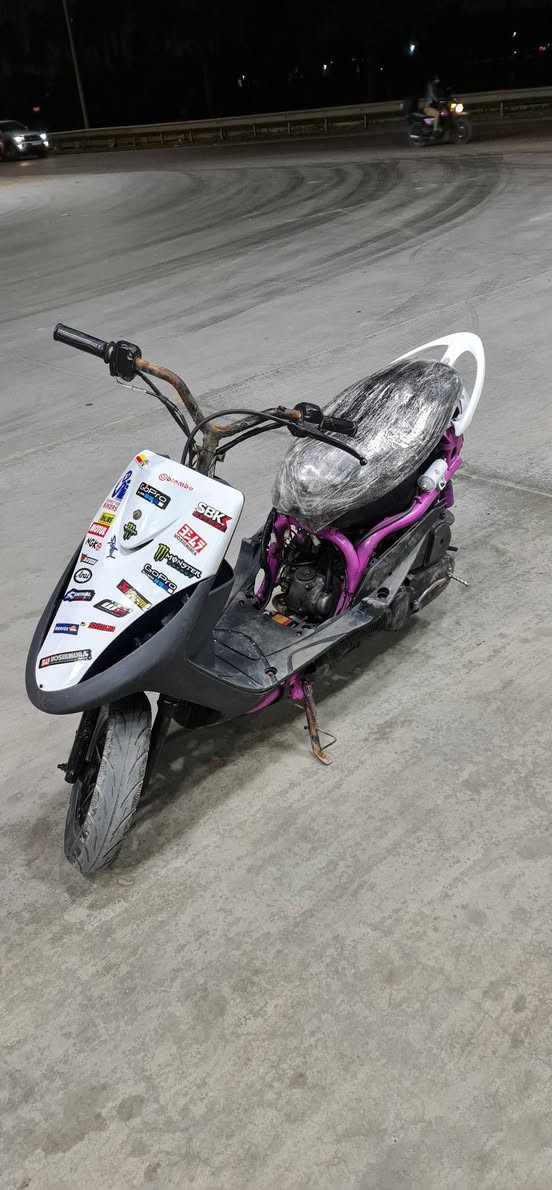 سلام عليكم 
ماكس عدله مال لعب كامله مكينه 49 بلاد سلف وهندر ناعمه حيل 
شلعه معدل تخبل 
مناقصهه شي 
السعر 350 وبيهه مجال 
مكاني بغداد الشعب
***********
