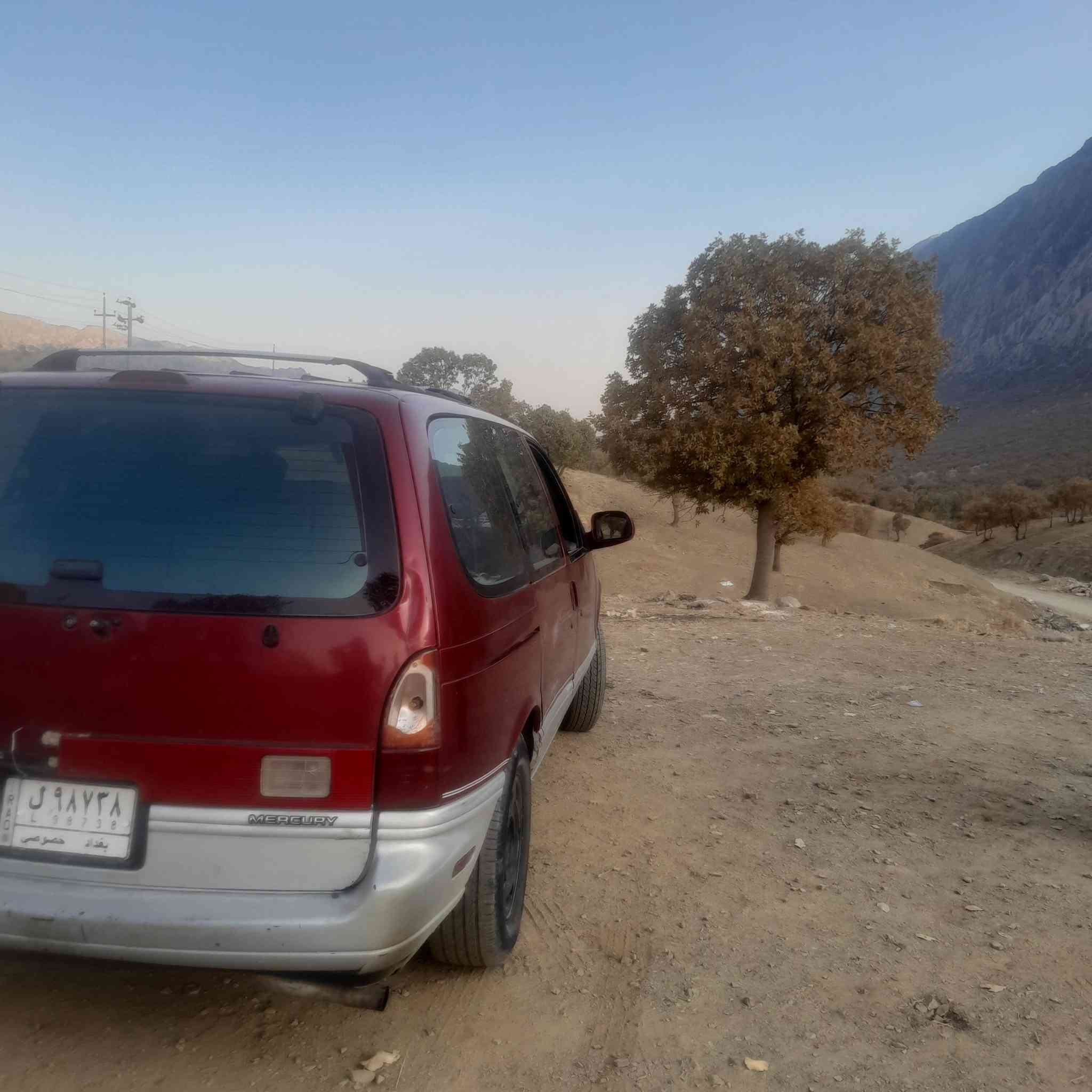 عندي سيارة ٧ راكب صناعة مشترك محرك. وكير وصدر وكهربائيات وعقول نيسان مكسيما والبدي والدواخل فورد امريكي سيارة بلاد مو محورة هية نفس نيسان كويست تبريد ٣ قطع شغال وكراسي كهرباء جام كهرباء مري كهرباء معها ادوات محرك وكير وادوات صدر وداينمو وسلف وثلاجة ودكشنات وراديتر وظفير وعقول. وكيلونات ومكاين جام وبعد هواية غراض انطيه مع السيارة موديل ٩٠ محرك ٣٠٠٠ رقم بغداد السعر ٤٠


**إذا كنت صاحب هذا الإعلان وتريد حذفه لأي سبب، رجاءا أرسل رسالة إلى الدعم الفني**