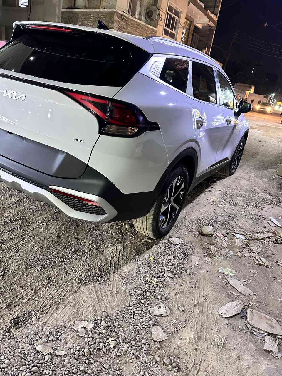السلام عليكم
سبورتج 2025
سيارة وارد امريكي
ماشيه 11 mile
فول مواصفات
عده الفتحه
محرك 2500
بصمه عدد 2
بصمة دخول
بصمة ابواب
تشغيل عن بعد
اشاير بالمري
كشنات جلد
اوتو هولد
قيادة ذاتيه
وضعيات قياده ( ايكو - نورمال -سبورت )
رادار امامي وخلفي توقف ذاتي
رادار جانبي
حساسات   خلفيه
كامره خلفيه دواره
حادثها جاملغ الامامي صبغ وشويه بلجاملغ بارد
المكان بغداد الدورة
تفاصيل اكثو الاتصال : ***********
