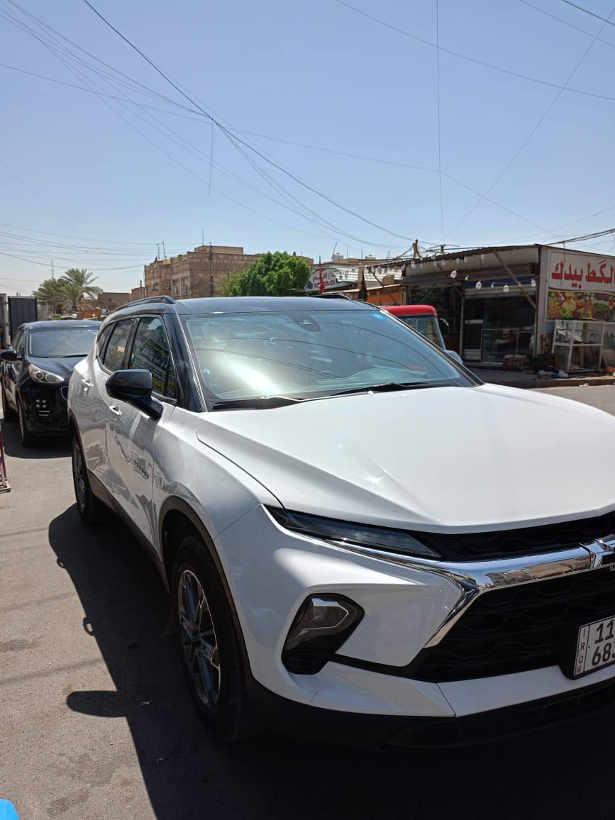 السلام عليكم
للبيع  شوفرليت بلايزر 2024
Lt2

اللوحة: رقم بغداد 

- حجم المحرك ٤ سلندر ٢٠٠٠ تيربو

- كير ٩ نمر 

- بصمة ابواب وتشغيل عن بعد بالريمونت

- بصمات ٤

- رادار امامي جانبي 

- رادر جانبي مانع اجتياز. 

- جنطة كهرباء. 

- الكرسي الامامية كهرباء + تدفئة 

- تبريد خلفي قطعتين 

- تحكم ستيرن جهتين

- سستم صوت متكامل

- هاند بريك بصمة

- تحديد مسار 

- توقف ذاتي 

السعر 190 $ ورقة وبيها مجال بالسعر

علما ان السيارة جاهزة من كلشي ترقيم جديد 

للأستفسار اكثر الاتصال :***********
