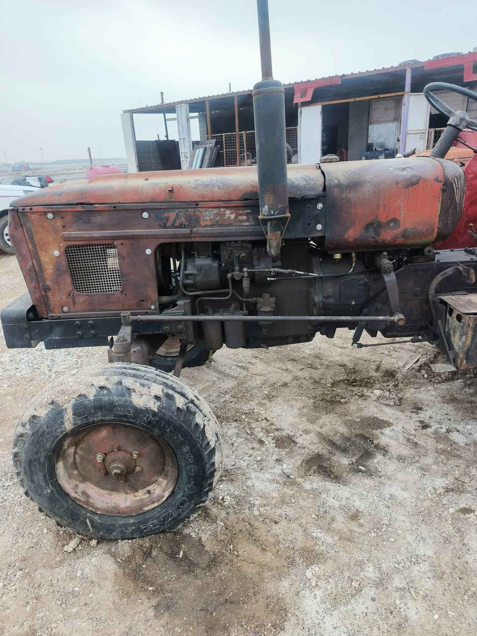 السلام عليكم عنتر للبيع مديل 88 مكفوله كبل لشغل عوزها بس تايرات خلفي ***********
