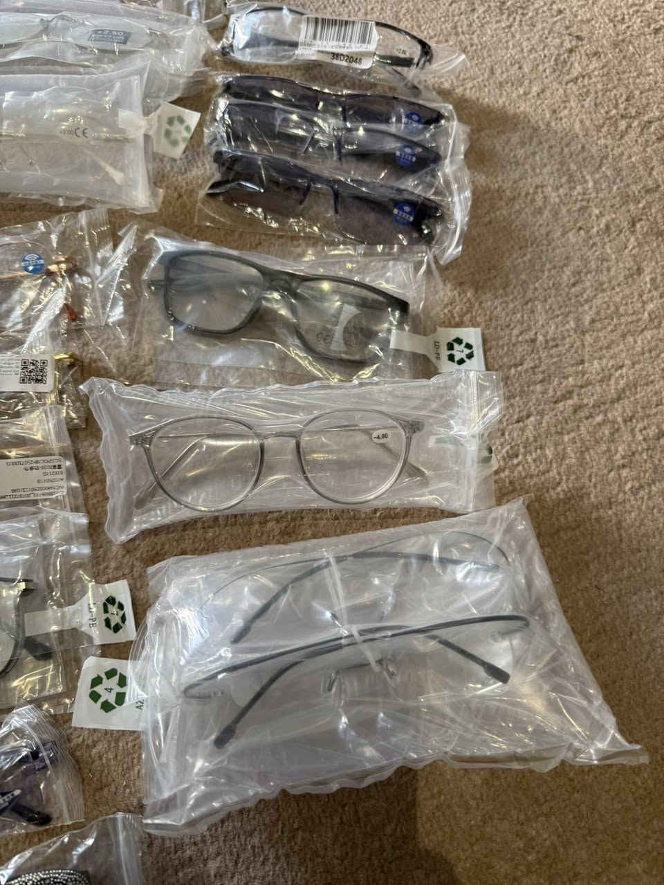 نظارات طبيه واعتيادي 40 قطعة شلع 50 الف


**إذا كنت صاحب هذا الإعلان وتريد حذفه لأي سبب، رجاءا أرسل رسالة إلى الدعم الفني**