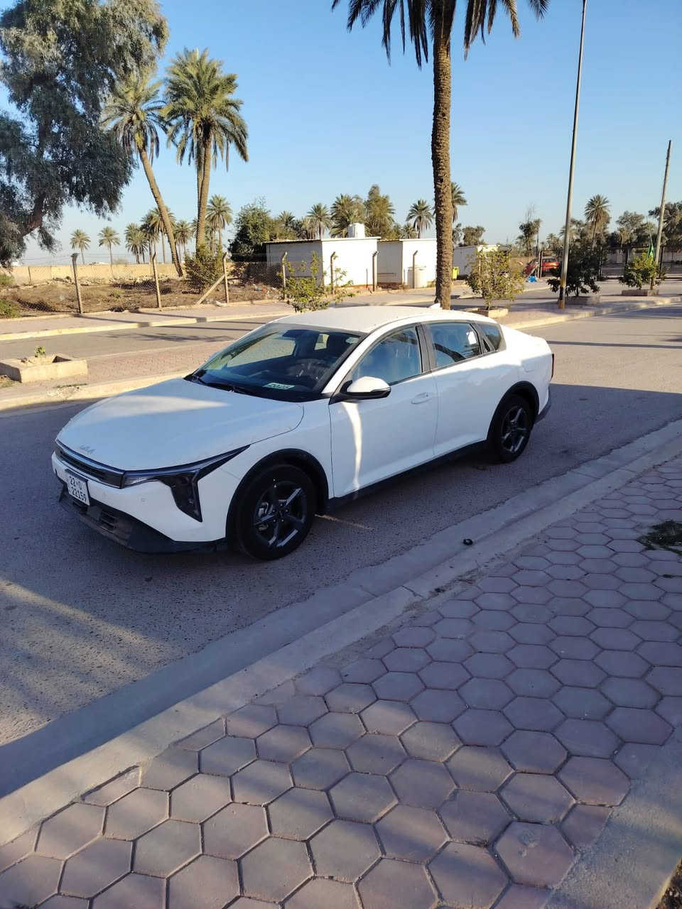 السلام عليكم
كي 4
موديل 2025
ممشى 700 كليو متر زيرووووو
محرك 1600
ضمان الشركة 
رقم أربيل تحويل وكاله بسم الشركه
العنوان بغداد 
السعر 185 بي مجال
مراوس عادي
***********
