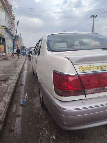 سلام عليكم ملكه للبيع مديل 2001 مكفوله من الكص ولنقل بيها ضربه جوملغ الوره ضربه خفيفه مالايحه داخل ولباقي مكفول السياره تلث دكم ديفور الجبير السياره بسم ولد صاحبي السعر 130 وبيها مجال مكلف بلنشر رقم راعي السياره  ***********
