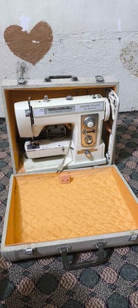 مكينة • للبيع • نهايتها ١٠٠