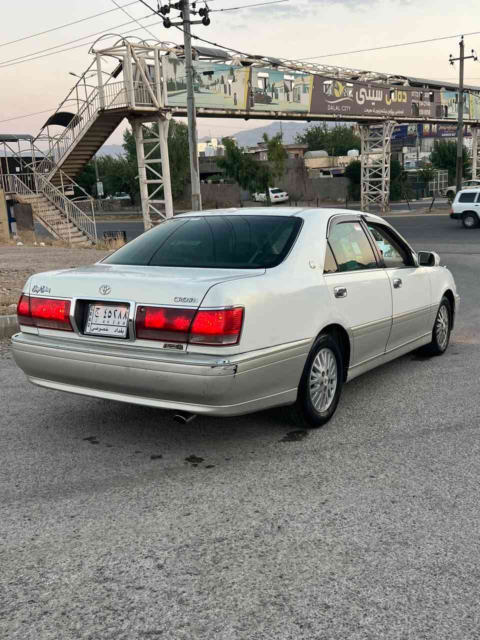 سەرەتا بەناوی خوای گەورە مەلیکە 2003 دیفۆری گەورە بێ دیلکۆ پیشو دوا کریستال ئاوینە کارەبا 3دوگمەیە پەردەیە چوار کوشن کارەبایە جلدە سوکان لیکززە بەیەک پەنجە ئەسوریت مالەکە پاکە سەیارەی مەعرەز نیە هی دەسی خۆمە ڕۆنی تازەیە پلاک نۆزل هەموی لۆکە سیرڤسی سەر بستۆنو ناو مەکینەم هەموی کردوە کەم بانزین خۆر  یەک تۆز بانسەکانی زەعیفە ماباقی بەشەرت 34یەکتۆز مەعامەلە شوێن عەربەت.  *********** ئەدمینی دل❤️
